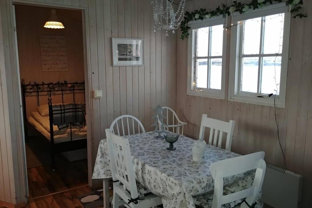 Cosy Cottage-Alfabakki-With Hot Tub Stori-Bakki Exterior photo